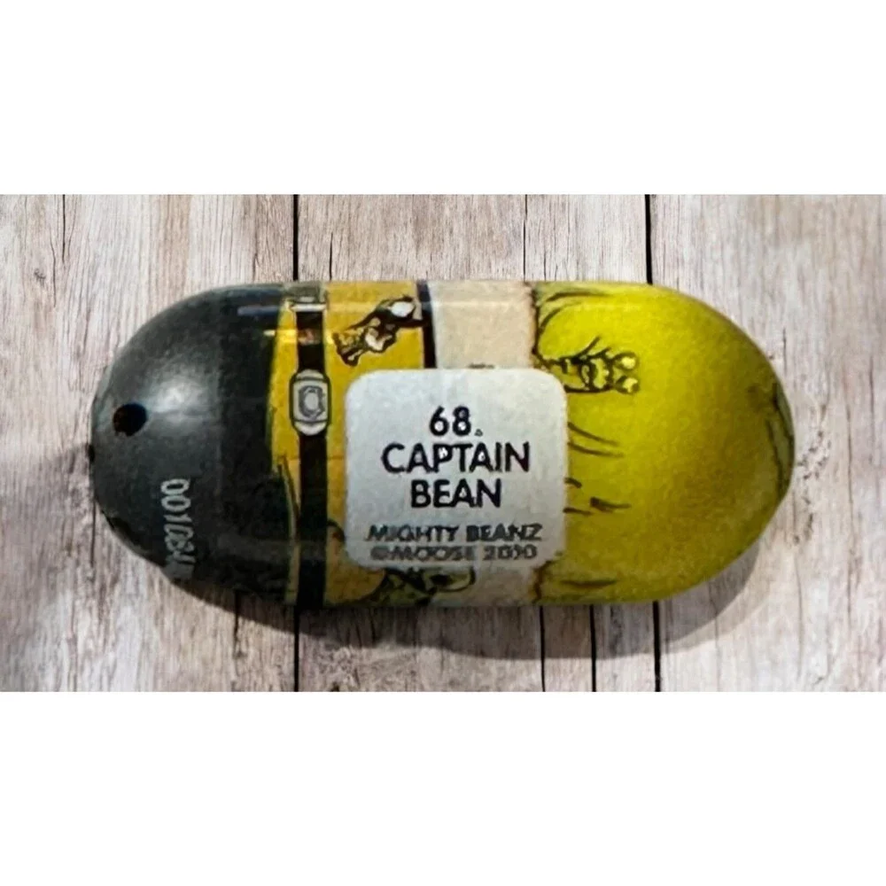 Mighty Beanz Series 1 Captain‎ Bean 68 *RARE